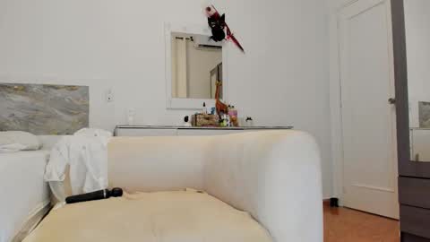 Snapshot of anisialuna_ chatting on September 17, 7:12 am Luna online show from September 17, 7:12 am