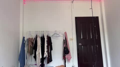 Snapshot of anita__hills chatting on March 6, 4:30 am anita__hills online show from March 6, 4:30 am