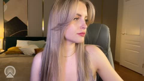 Anita online show from April 24, 1:18 am
