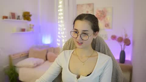 Anita Grey online show from December 3, 7:47 pm