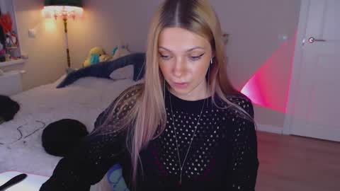 Snapshot of anita_moon_ chatting on October 11, 12:37 am anita_moon_ online show from October 11, 12:37 am