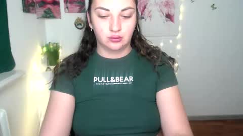 Snapshot of anitaa_a chatting on September 13, 7:11 am anitaa_a online show from September 13, 7:11 am