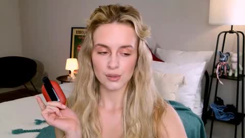 Anita online show from October 8, 12:33 pm