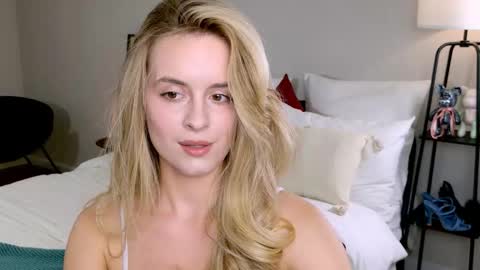 Anita online show from November 7, 2:30 pm