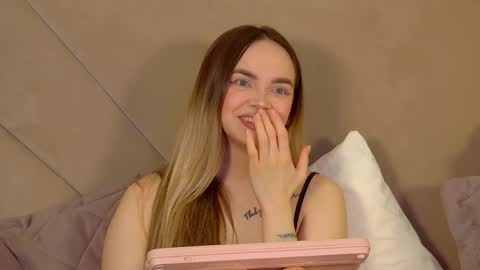 AnitaVenture online show from April 8, 4:59 am