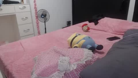 anitta_bell1 online show from March 6, 3:02 am