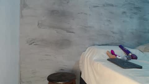 Snapshot of anjinhama chatting on March 5, 10:10 pm Hello My name is NaiaraPv is OPEN online show from March 5, 10:10 pm