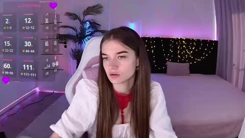 ann_woood online show from June 4, 2:45 pm