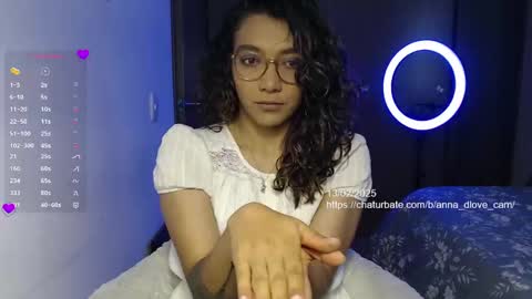 Anna online show from February 14, 2:33 pm