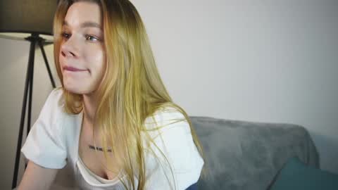 Anna online show from December 23, 12:41 pm