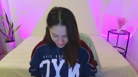 annaabels online show from November 28, 5:37 am