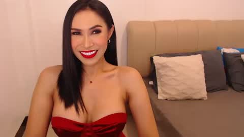 Snapshot of annabanana090690 chatting on October 13, 7:21 am annabanana090690 online show from October 13, 7:21 am