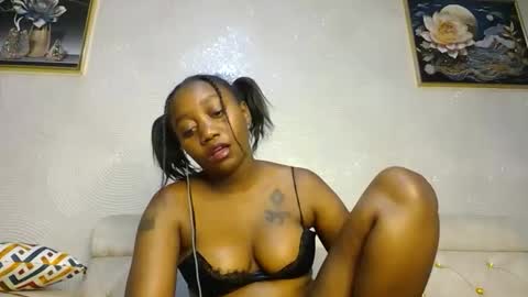 Annabel online show from February 13, 8:13 pm