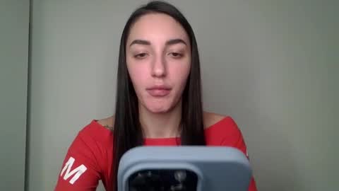 Anna online show from March 4, 8:05 pm