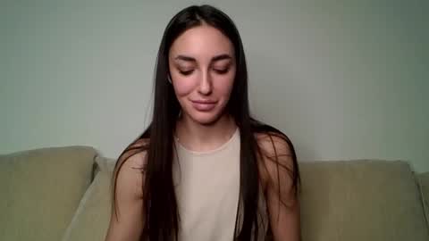 Anna online show from December 9, 6:57 pm