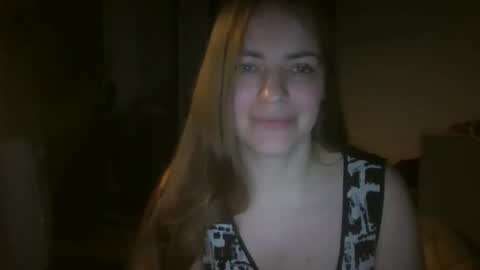 annadiamond1 online show from October 1, 9:57 pm