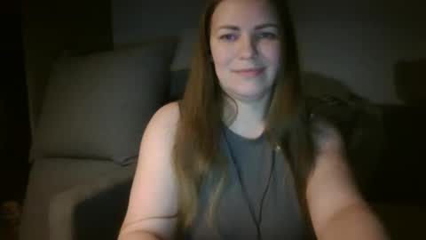 annadiamond1 online show from January 6, 9:11 pm