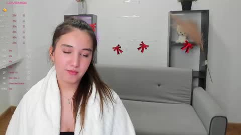 Anna online show from January 10, 1:41 pm