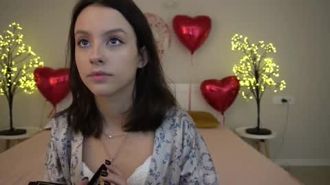 Anna online show from February 13, 7:35 am