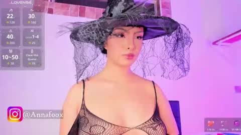 annafoox_ online show from October 2, 5:06 am