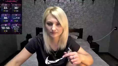 Anna online show from November 6, 1:25 pm