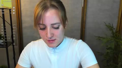 annagrees1 online show from October 13, 2:46 am