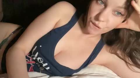 annajacks online show from January 6, 6:01 pm