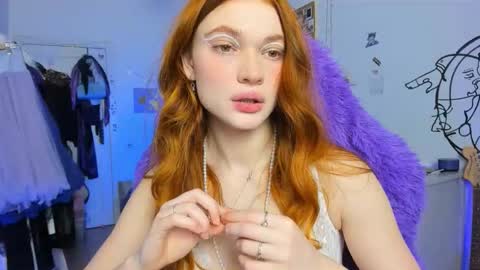 Anna online show from February 24, 9:18 pm