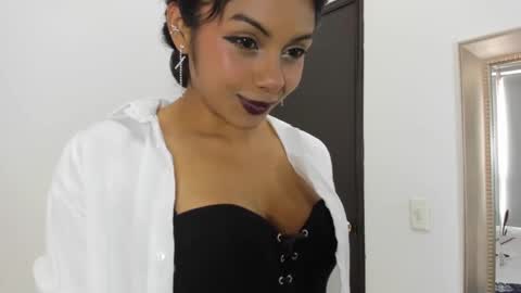 Snapshot of annamesht chatting on September 16, 4:21 pm Anna online show from September 16, 4:21 pm