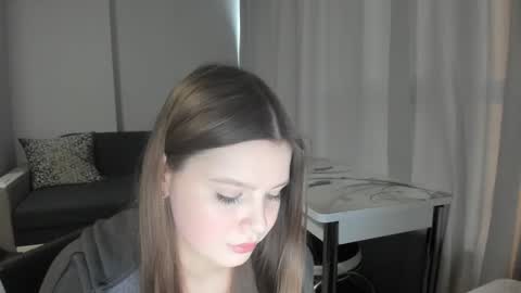 Anna online show from March 5, 3:18 pm