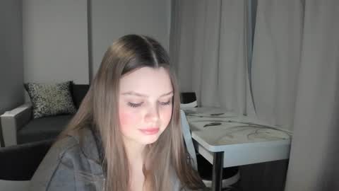 Anna online show from March 9, 4:22 pm