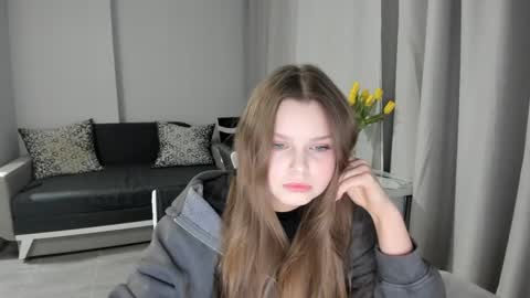 Anna online show from February 16, 4:32 pm