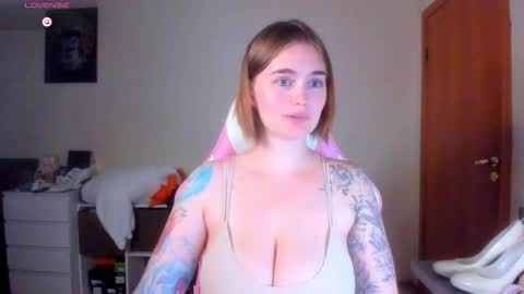 AnnaRoading online show from October 4, 11:13 pm