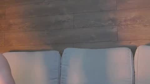 annasplash online show from April 8, 5:21 am