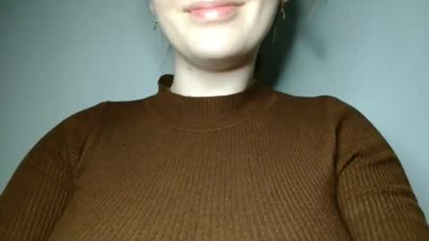 Bella online show from April 1, 4:37 pm