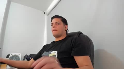 Anndy Hardy online show from January 17, 3:00 pm