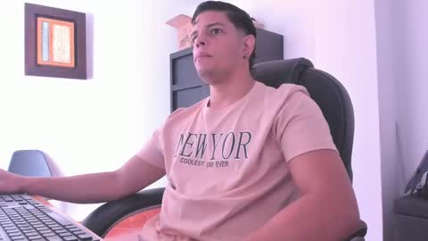 Anndy Hardy online show from January 6, 1:19 pm