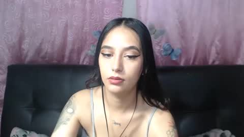 Snapshot of anne_jm chatting on December 19, 2:56 am Anne online show from December 19, 2:56 am