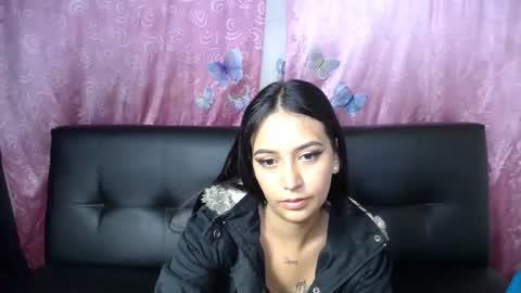 Snapshot of anne_jm chatting on January 21, 4:43 am Anne online show from January 21, 4:43 am