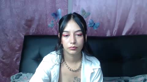 Snapshot of anne_jm chatting on January 10, 11:18 pm Anne online show from January 10, 11:18 pm