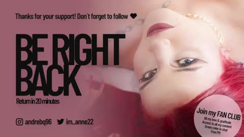Snapshot of anne_julienne chatting on February 19, 4:01 am online show from February 19, 4:01 am