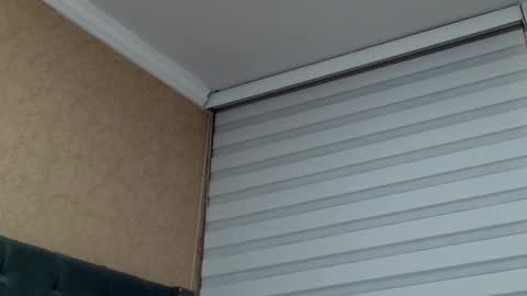       online show from January 8, 11:43 pm