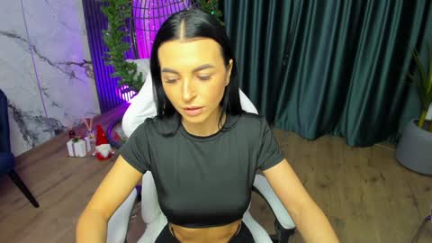 Anne online show from January 4, 5:16 am