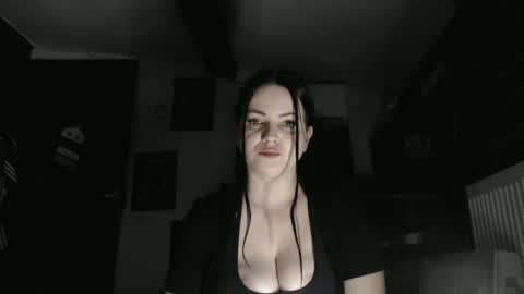 annebellee69 online show from April 12, 7:29 pm