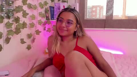 Anne online show from February 10, 10:09 pm