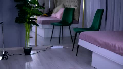 Anne online show from January 6, 5:00 am