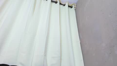 Annelise Hansen online show from March 13, 3:10 am