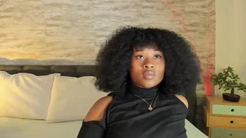 Snapshot of anneth__m chatting on September 12, 8:00 pm Anneth online show from September 12, 8:00 pm