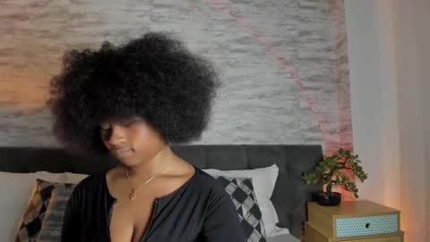 Anneth online show from November 25, 7:45 pm