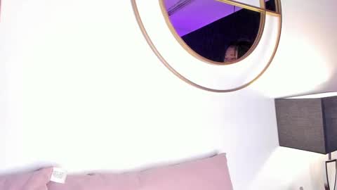 Snapshot of anneth__m chatting on March 8, 7:42 pm Anneth online show from March 8, 7:42 pm